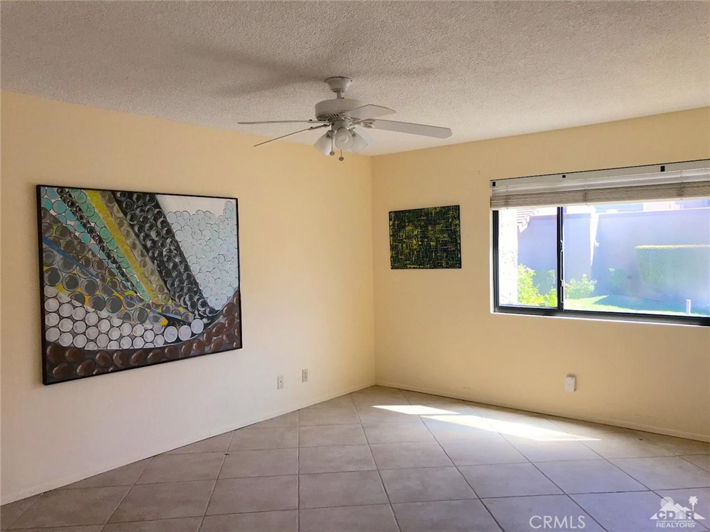 Saddlerock Estates - Residential