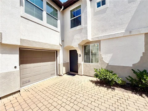 MLS: SW26155879