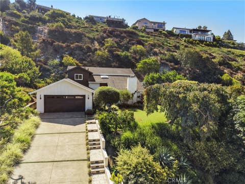 Photo of 3121 Bern Drive, Laguna Beach, CA 92651 (MLS # LG26174104)