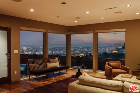 Photo of 8559 Hollywood Boulevard, Los Angeles, CA 90069 (MLS # 26840357)