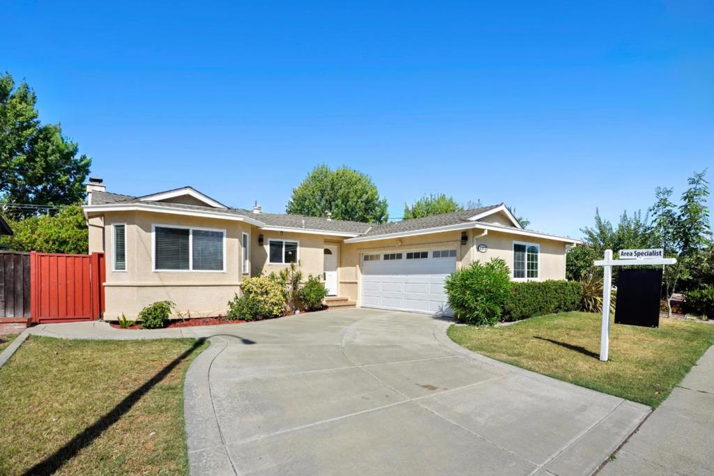 42873 Everglades Park Drive