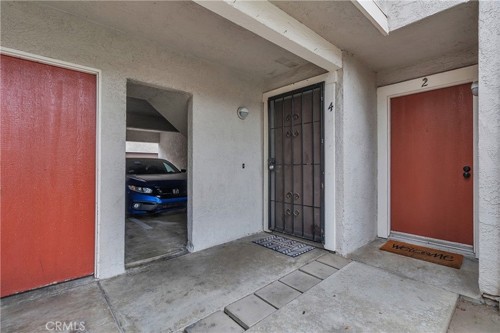 174 W Grove Street 4