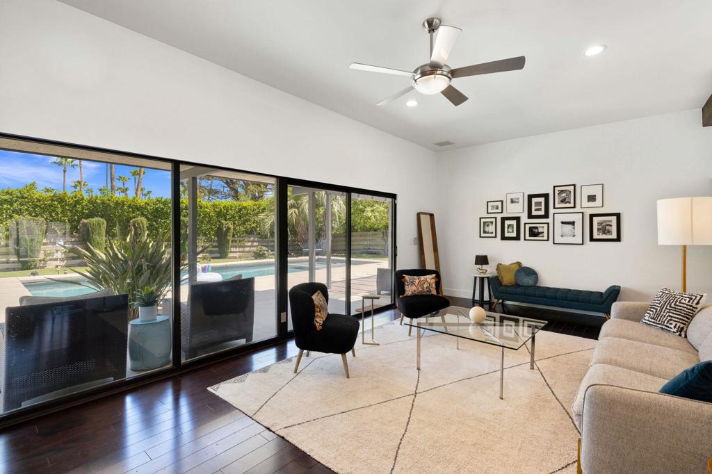 Oasis Del Sol - Residential