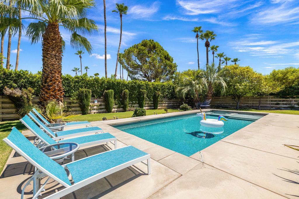 Oasis Del Sol - Residential