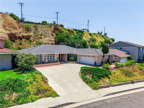Photo of 6224 Roundhill Drive, Whittier, CA 90601 (MLS # OC26154324)