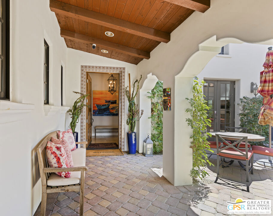 27 Cassis Circle
