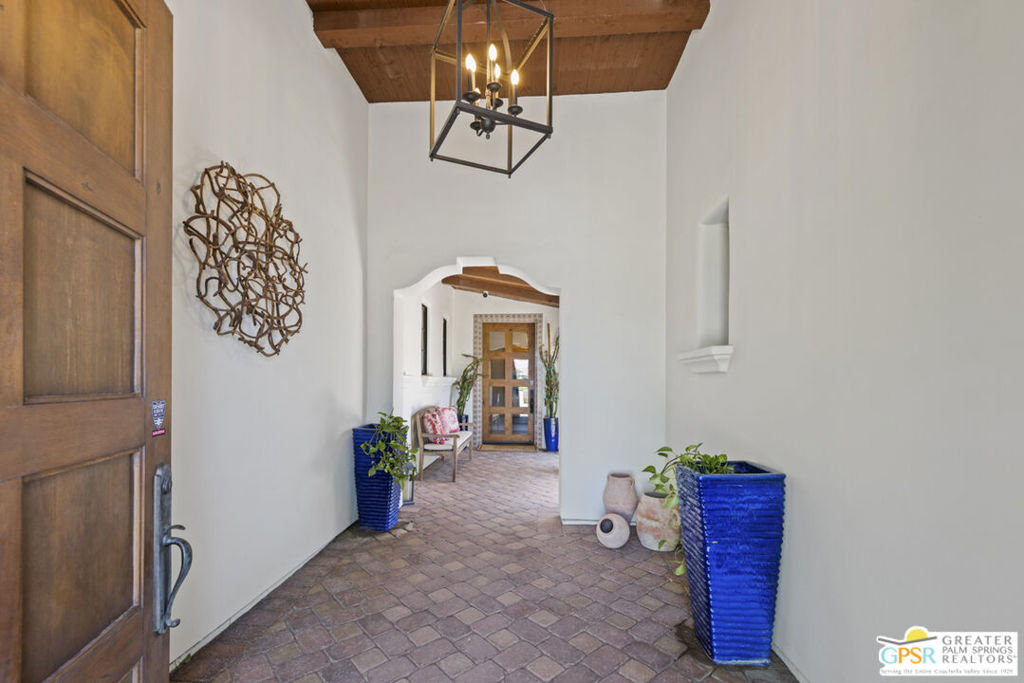 27 Cassis Circle