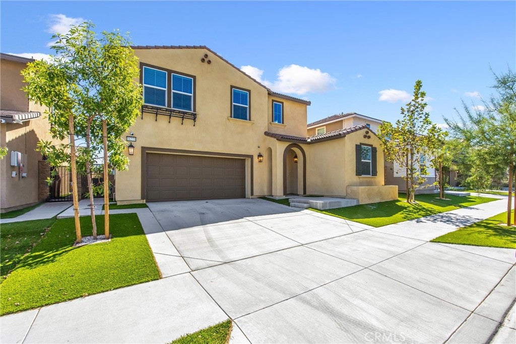 16775 Fern Pine
