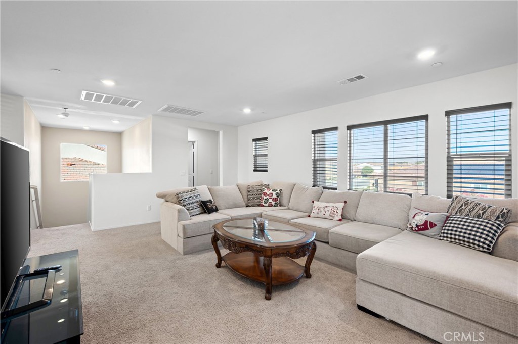 Mariposa Pointe - Residential