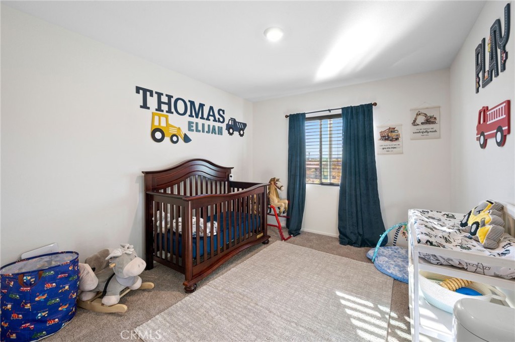 Mariposa Pointe - Residential