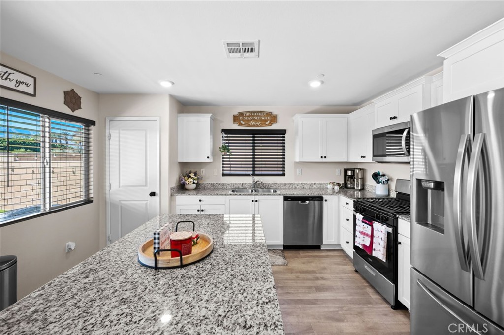 Mariposa Pointe - Residential