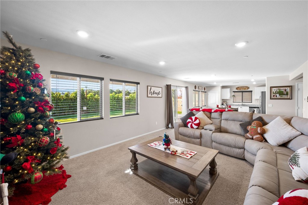 Mariposa Pointe - Residential