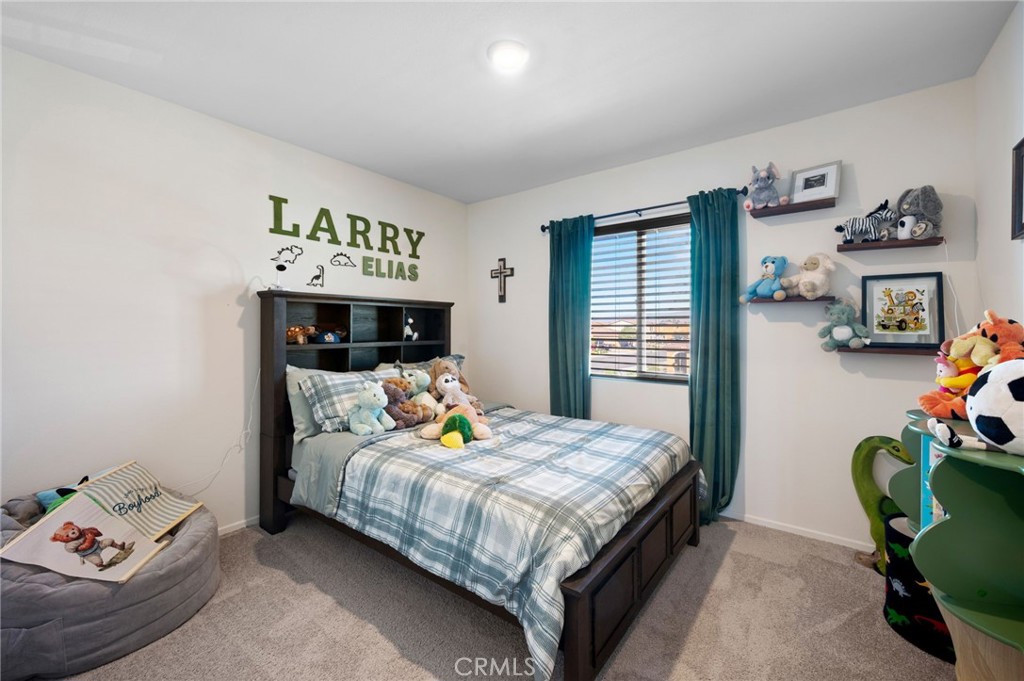 Mariposa Pointe - Residential