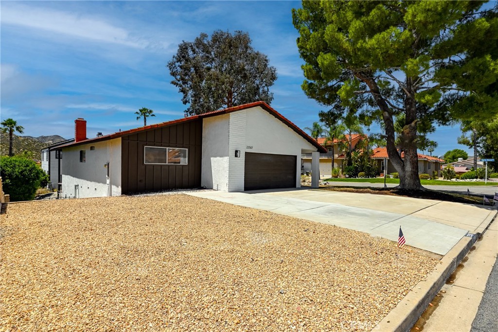 Seller will offer an interest rate buy-down! Please contact listing agent for details.
Be part of the action in Canyon Lake! This 3-bed, 2-bath, 1,729 sq ft home for sale sits on Canyon Lake Drive South— the hub of holiday fun with parades, lights, and community events right at your doorstep. Featuring new dual-pane windows and a whole-house water filtration system, the home is move-in ready with efficiency and upgrades. A bright, open layout, spacious bedrooms, and a 7,800+ sq ft lot offer room for entertaining or future outdoor projects. Residents enjoy access to the gated Canyon Lake community’s amenities: a private 383-acre lake, boating, beaches, golf, tennis, pickleball, pool, clubhouse, and equestrian center. With similar Riverside County real estate priced higher, this property offers exceptional value. Don’t miss your chance to own in Canyon Lake — where every season brings a reason to celebrate.