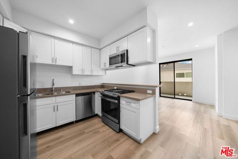 Photo of 5612 Lexington Avenue #204, Los Angeles, CA 90038 (MLS # 25627027)