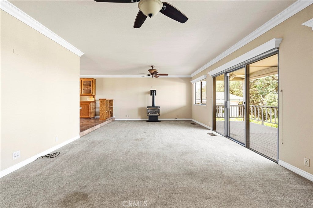4 Oak Hill Dr