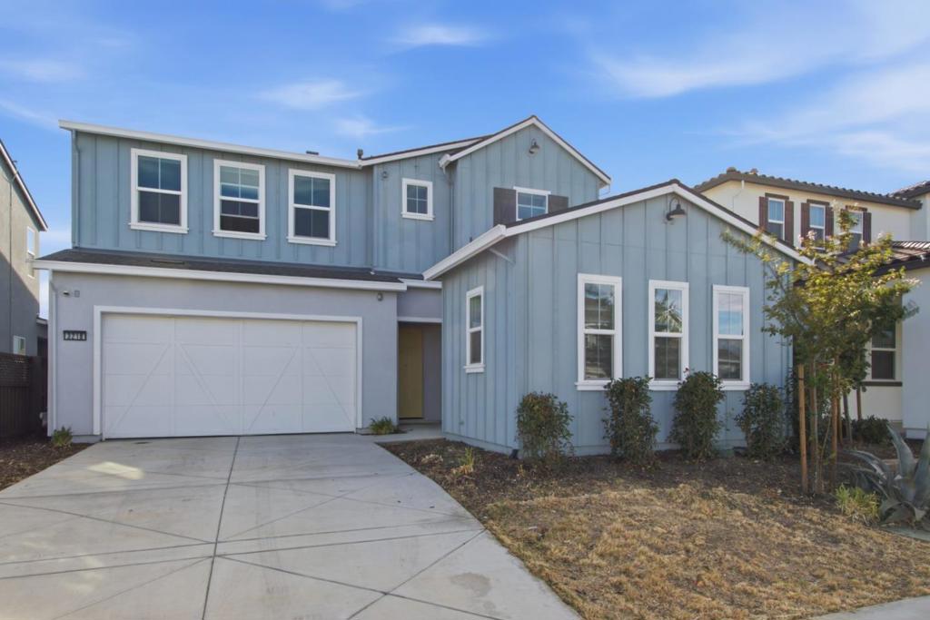 3218 Jake Street