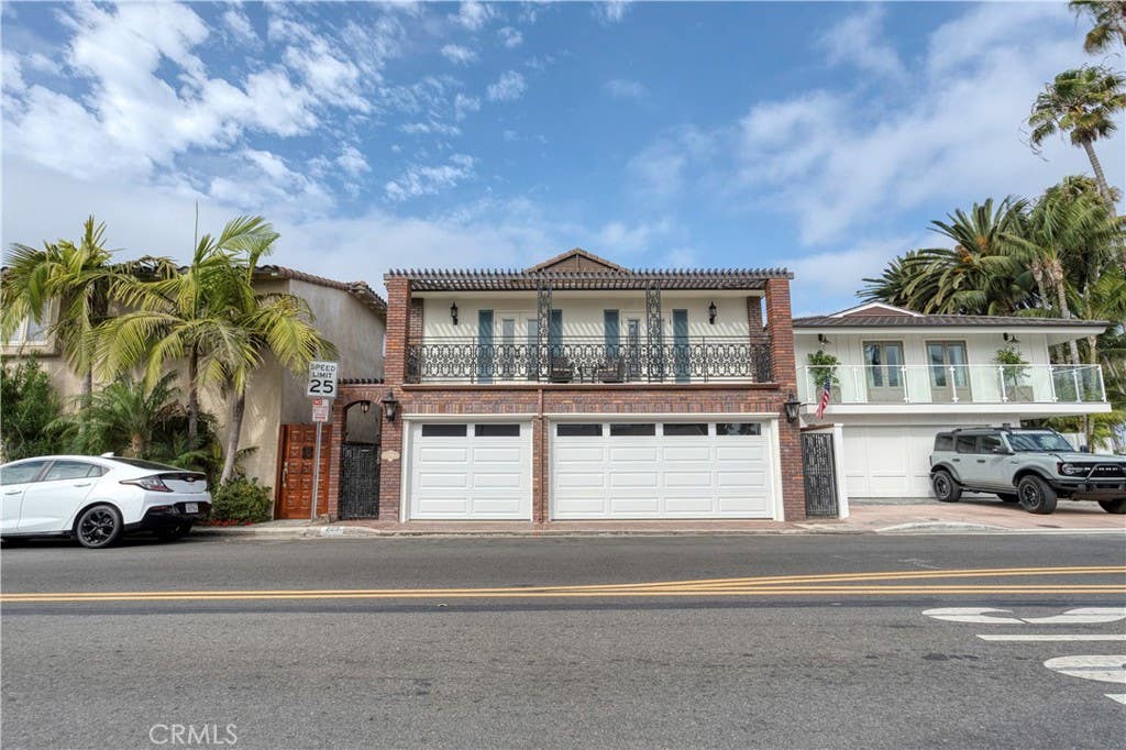 Photo of 205 Via Lido Soud, Newport Beach, CA 92663 (MLS # PW26153349)