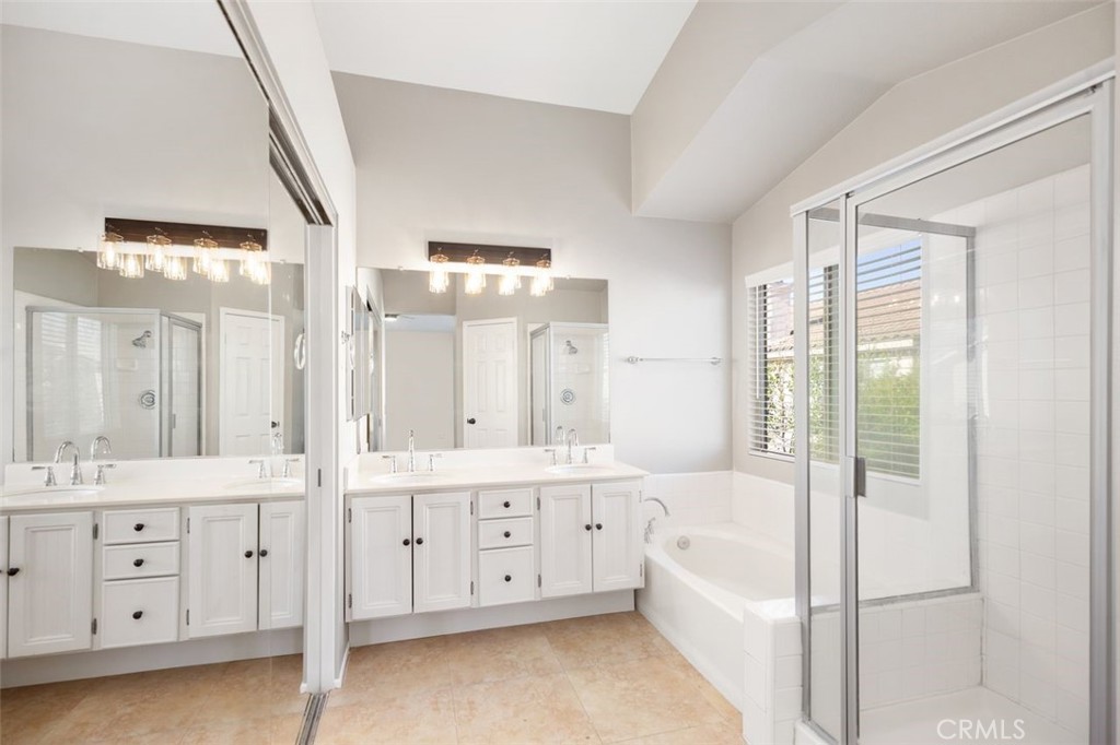 California Summit (CASU) - Residential Lease