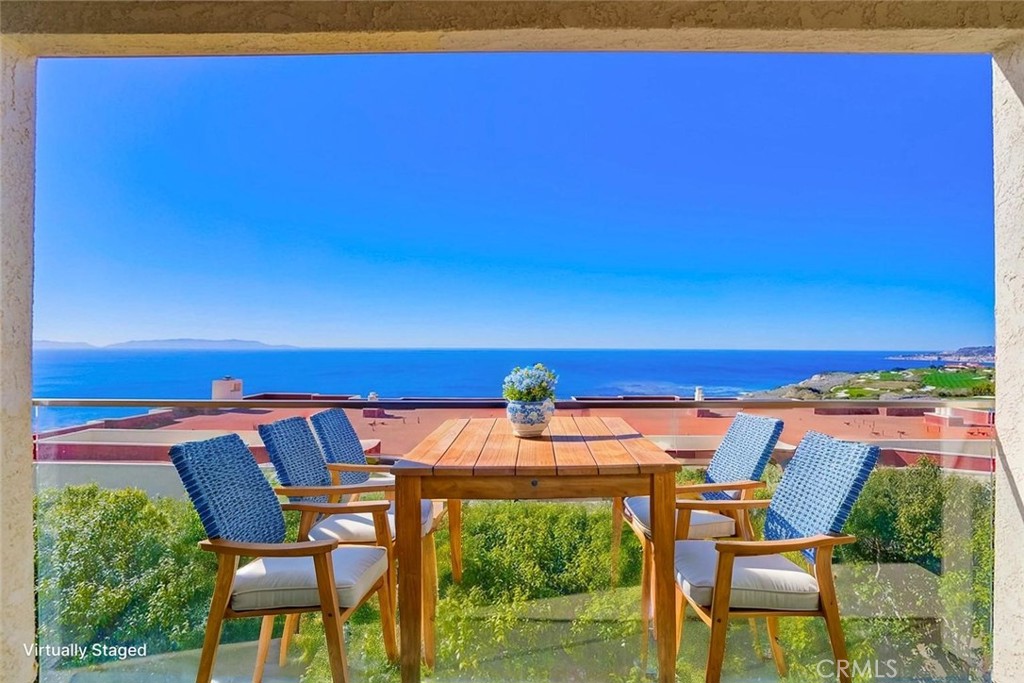 Spectacular opportunity to rent a fabulous oceanfront 1 bedroom 1 bathroom 1 level condo w/stunning Pacific Ocean, Catalina Island & Golf Course views! Gaze out the windows & capture the best sunrises, sunsets, ocean breezes & views of the Pacific Ocean from this elevated seaside location. Living room captures amazing views of the ocean & features gas fireplace, built-in cabinetry, wet bar & low pile carpet. Living room has an attached outdoor deck boasting glass railings & built-in seating. Outdoor deck is great for capturing jaw-dropping views of the ocean, Catalina Island & golf course, plus lounge & watch the stunning sunsets & stargaze. There is even space to let pets run free, BBQ & enjoy the magical Palos Verdes scenery. Remodeled kitchen boasts extra countertop space, stainless-steel appliances, refrigerator, dishwasher, stove & microwave, soft-closing cabinetry & drawers, laminate easy-care floors & dual sink basin. Open concept dining room features amazing views too! Large bedroom has built-in shelves, low pile carpet, blinds & a massive wall-to-wall closet w/built-in cabinetry & mirrored sliding doors. Bathroom features tub/shower combo, tile floors, dual sink vanity, plentiful countertop space & massive mirrors. Washer & dryer located in home! Home features 2 hallway closets for extra storage, a storage unit in the subterranean garage (approx. 60 sqft) & 2 parking spots. Premier Ocean Terrace amenities offer majestic ocean views & colorful picturesque scenery throughout grounds including ocean/Catalina/golf course view poolside lounge, in-ground pool & hot tub, private tennis courts, shuffleboard court, pickleball court, fitness center (free weights, treadmill, ellipticals, stationary bike), dog park, recreation center with sink/fridge to entertain, billiards, sauna, 2 EV charging stations, elevators, trash chutes & plentiful guest & street parking. Condo located in highly desirable Palos Verdes neighborhood on quiet cul de sac near golf courses & hiking trails that span down the coastline through private beaches & magical ocean
coves. Home overlooks Trump National Golf Club Los Angeles, Pacific Ocean & Catalina Island. Home is nearby Terranea Resort, medical centers, banks, grocery stores, beaches, parks, dining, shopping, 110 & 405 freeways, approx. 20 miles to LAX & downtown LA. Plus located in an excellent school district!