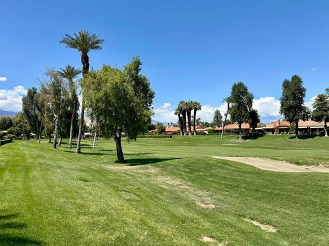 Photo of 170 Castellana S, Palm Desert, CA 92260 (MLS # 219128005DA)