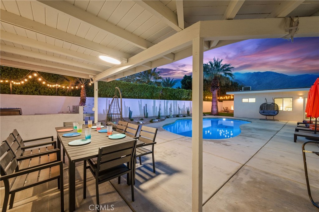 43 @ Racquet Club (33139) - Residential