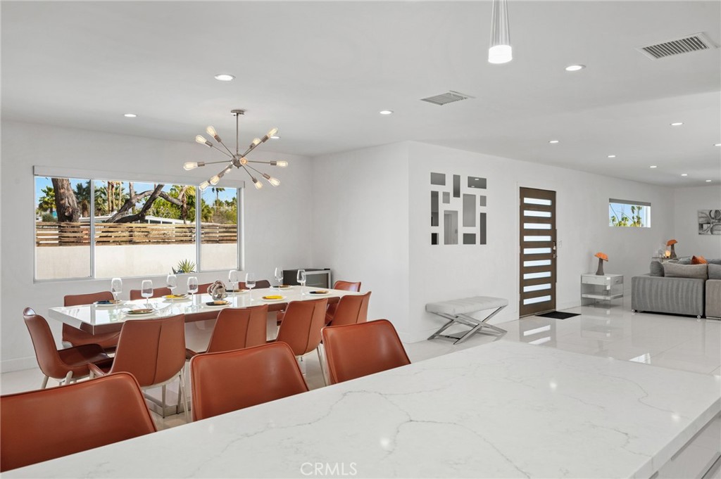 43 @ Racquet Club (33139) - Residential