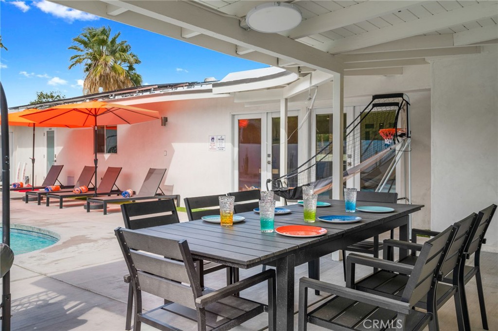 43 @ Racquet Club (33139) - Residential