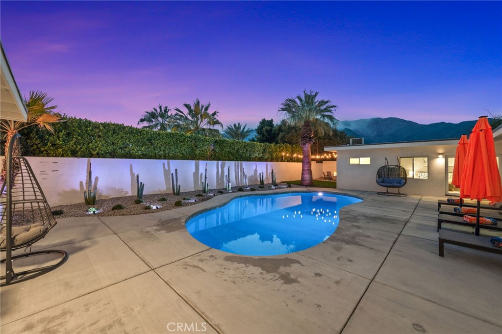 43 @ Racquet Club (33139) - Residential