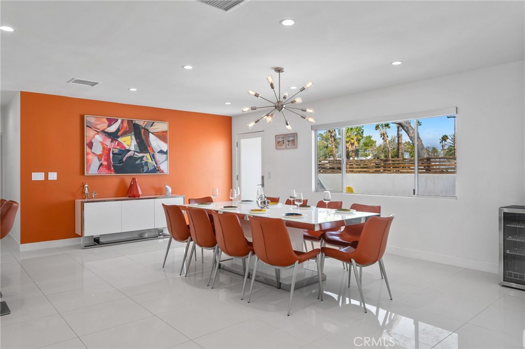 43 @ Racquet Club (33139) - Residential