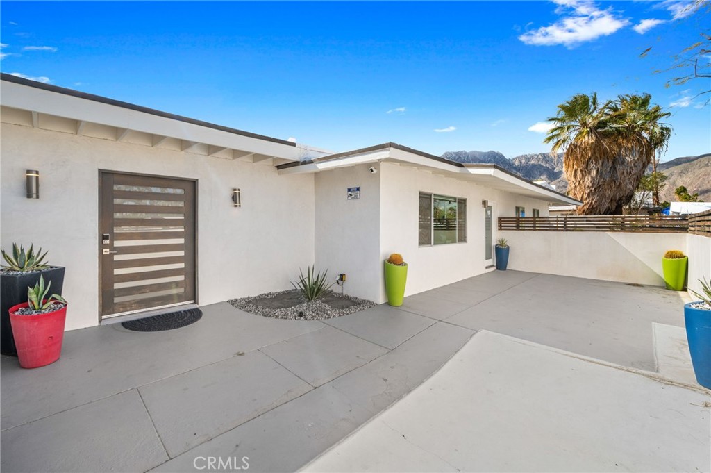 43 @ Racquet Club (33139) - Residential