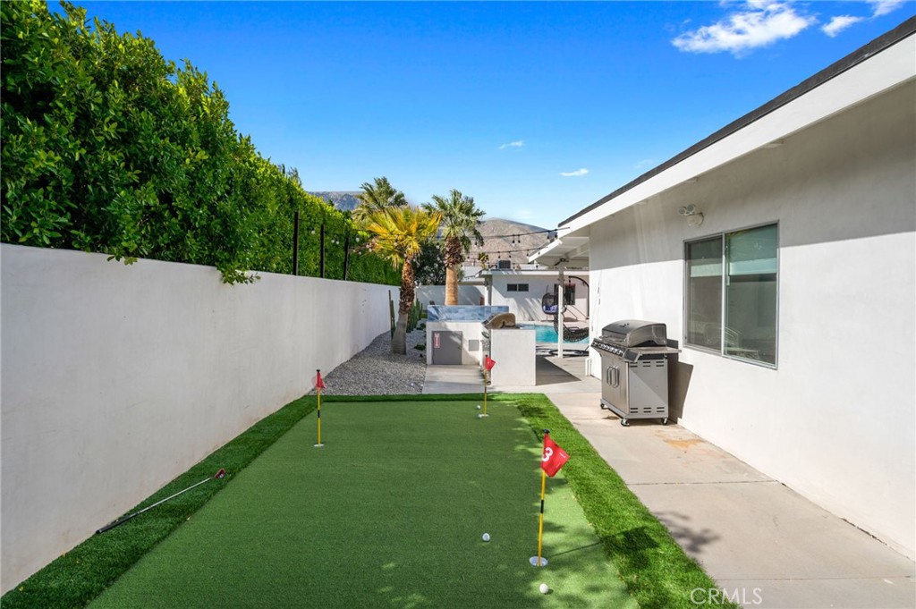 43 @ Racquet Club (33139) - Residential