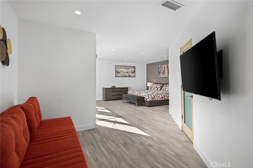 43 @ Racquet Club (33139) - Residential