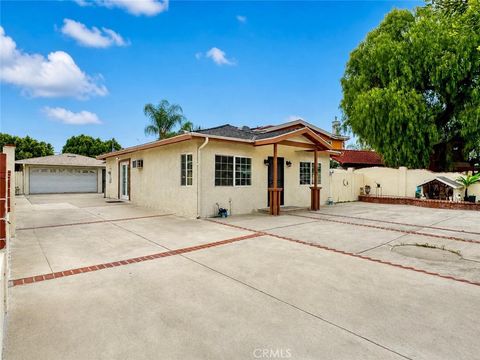 Photo of 3559 Mangum St, Baldwin Park, CA 91706 (MLS # DW26095965)