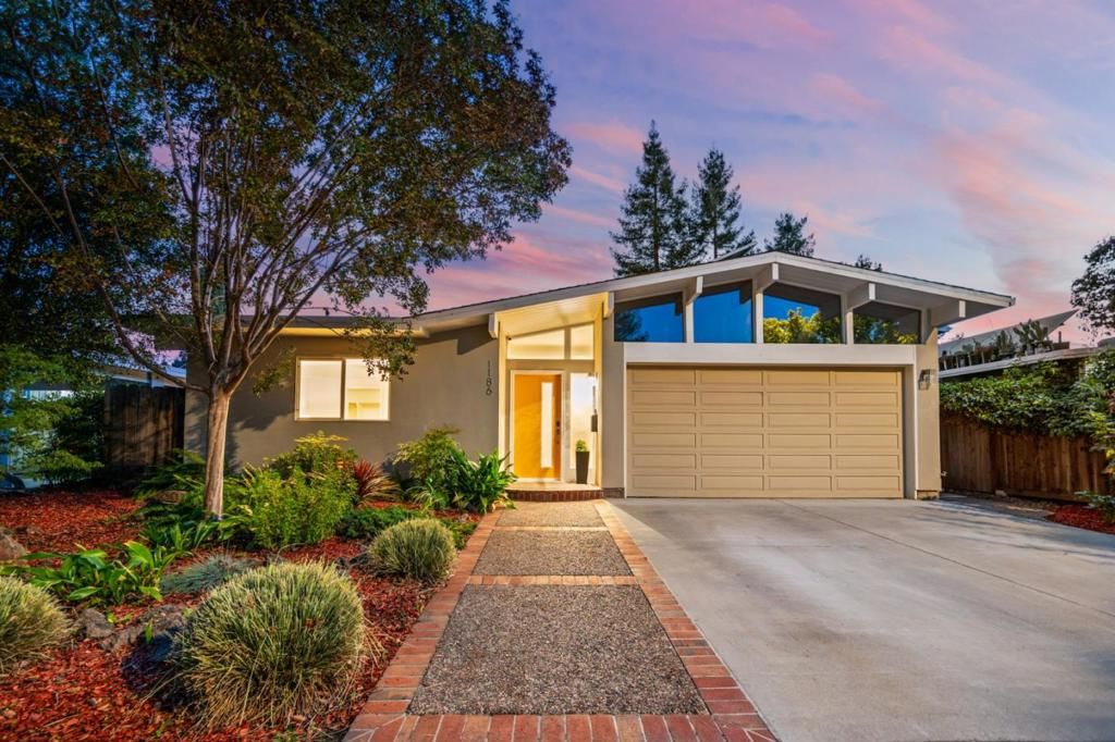Photo of 1186 Lyons Street, Redwood City, CA 94061 (MLS # ML82025554)