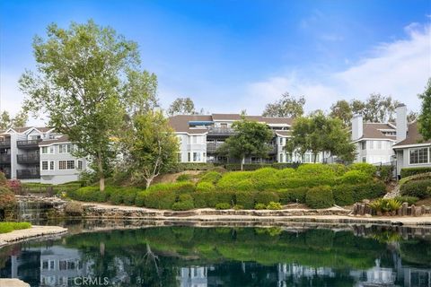 Photo of 1083 Lakeview TER, Azusa, CA 91702 (MLS # CV26131643)