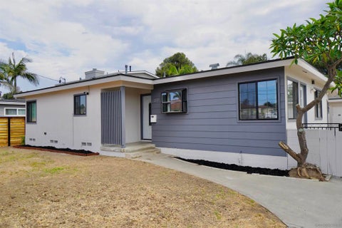 Photo of 2523 Pergl Street St, Lemon Grove, CA 91945 (MLS # 260020806SD)