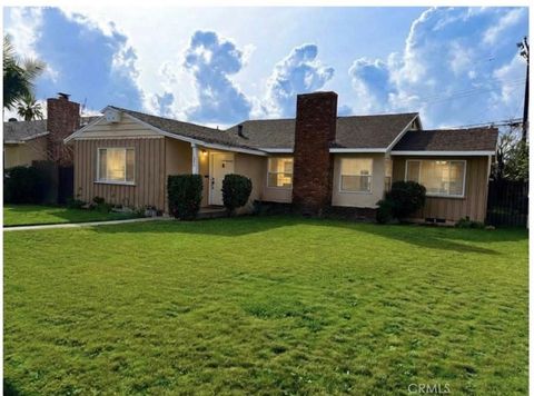 Photo of 1257 Claremont Place, Pomona, CA 91767 (MLS # PW26033114)