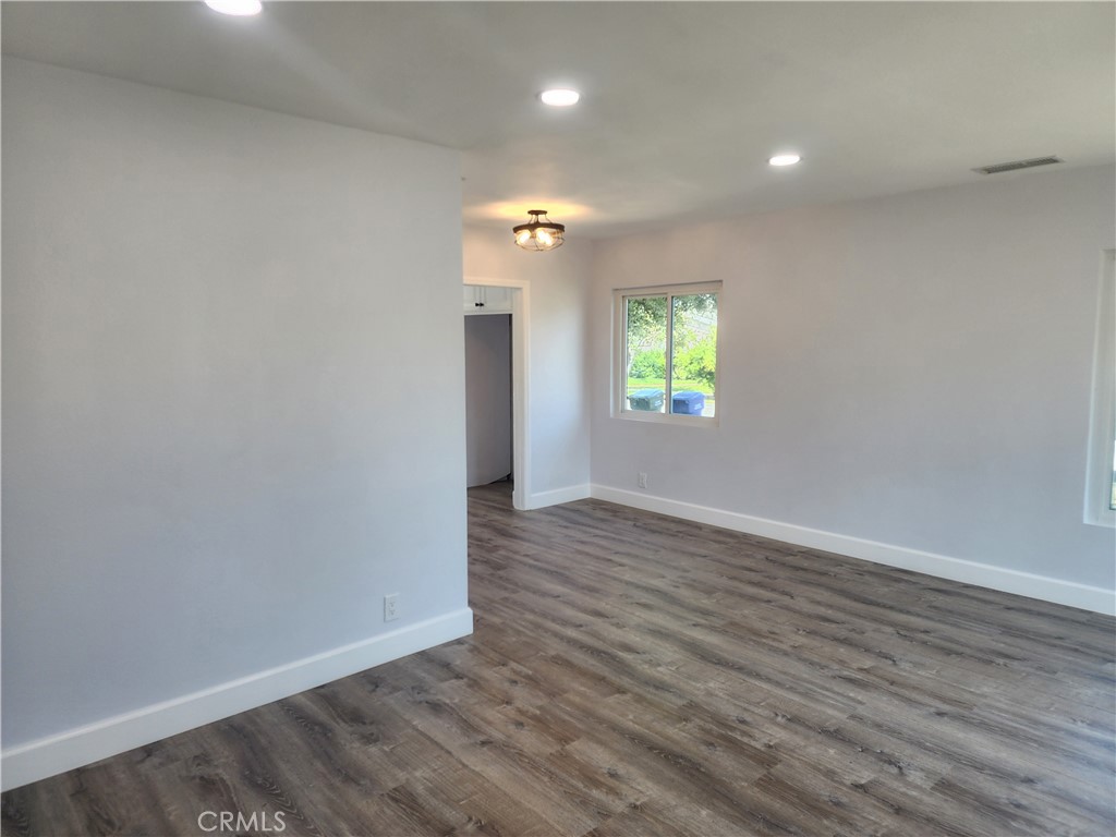 7508 Pivot Street