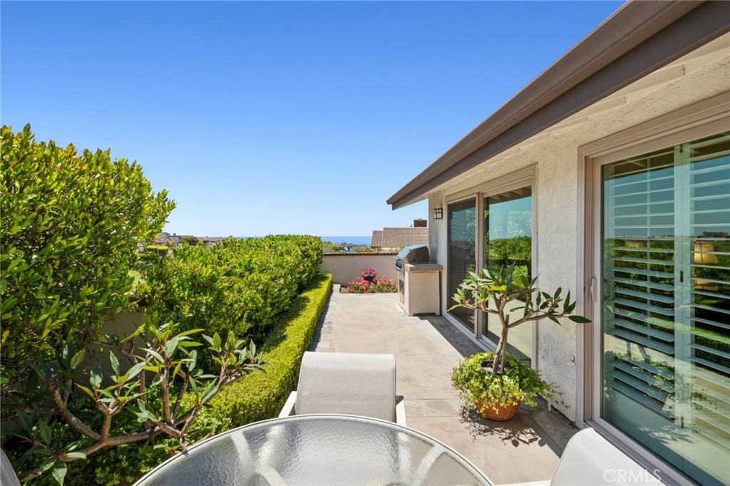 15 Skysail Drive
