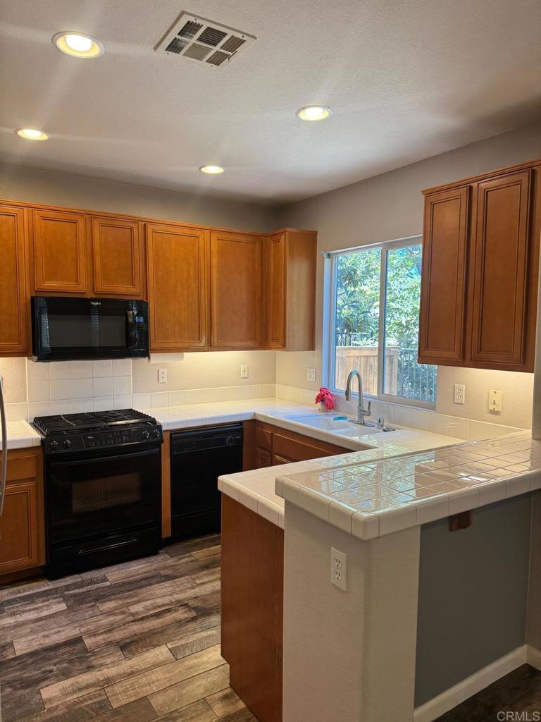 4101 Avenida Ar