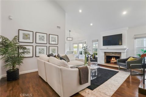 58 Rockwood Irvine CA 92614