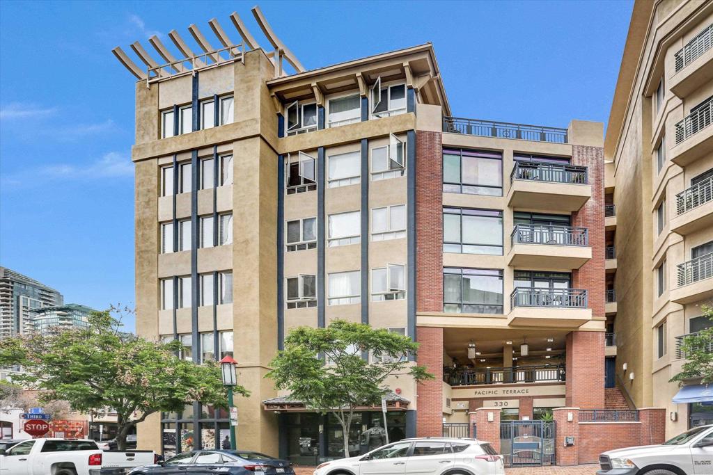 330 J Street 611