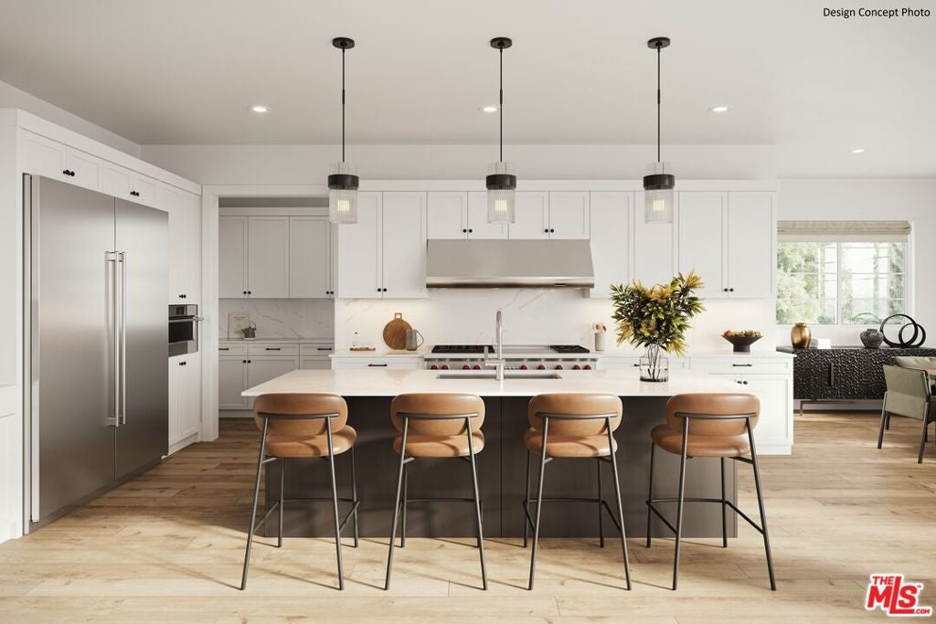 7836 Dunbarton Avenue, Los Angeles CA 90045