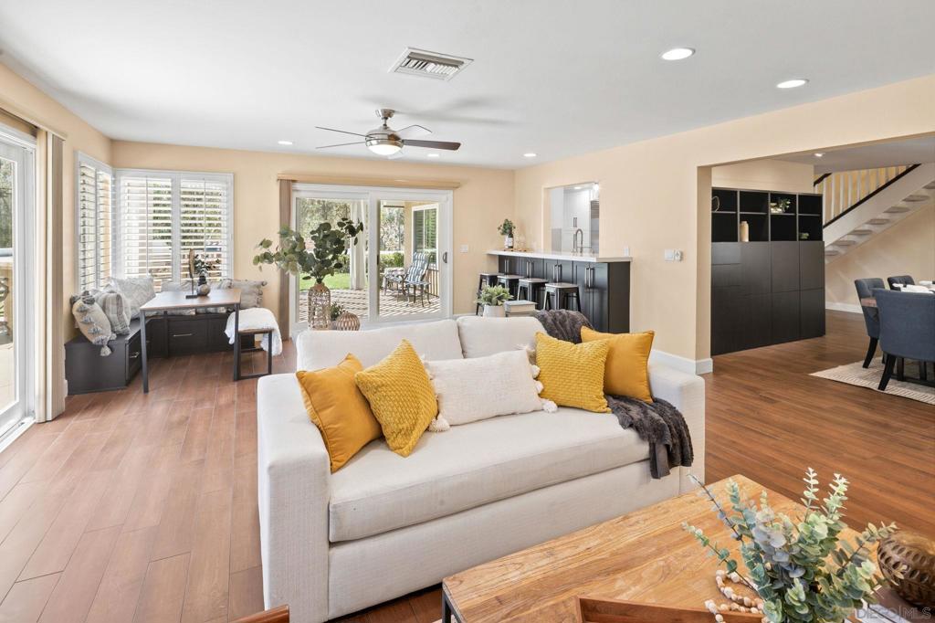 Properties 4 10829 Charbono Point