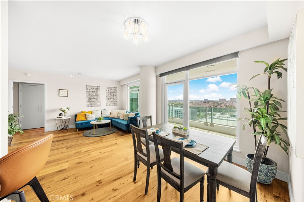 3131 Michelson Dr 1206