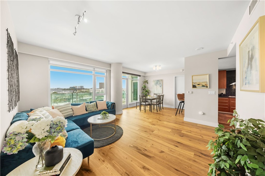 3131 Michelson Dr 1206