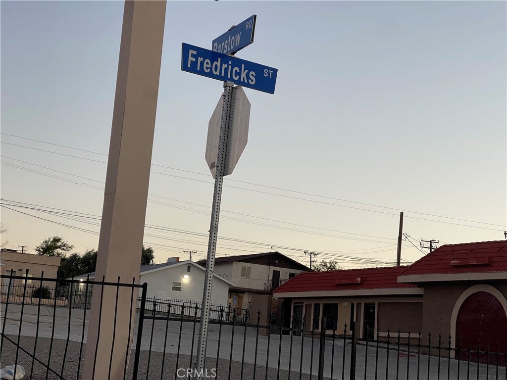 226 E Fredricks Street