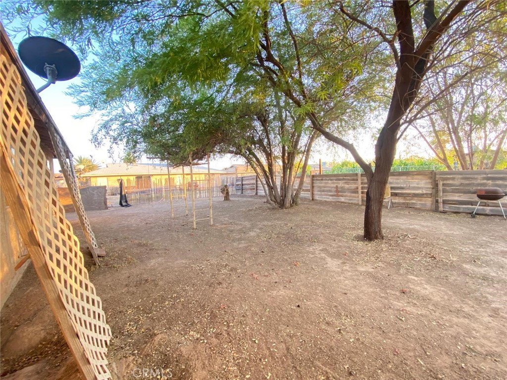 381 San Luis Way