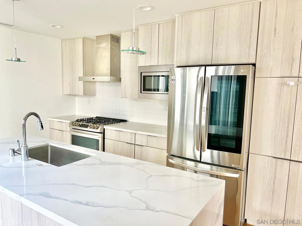 1166 Holly Avenue 13